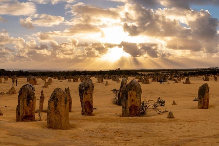 Pinnacles Desert Sunset & Stargazing: Evening Tour from Perth photo 4