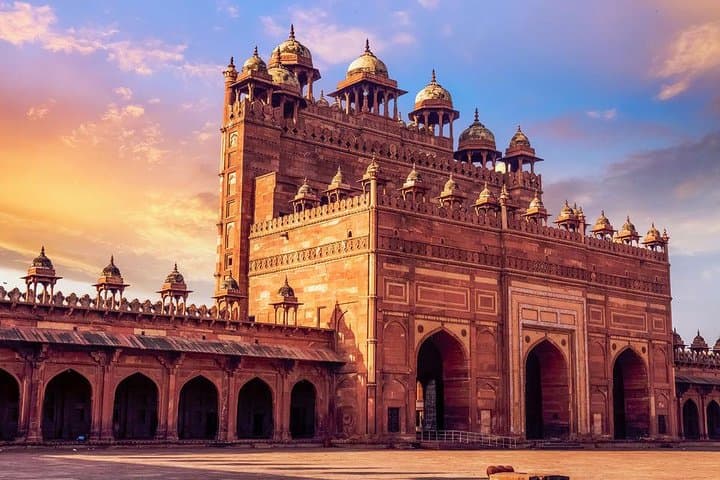 7-Day Golden Triangle & Rajasthan Circuit: Taj Mahal, Jaipur Forts and Udaipur Lakes photo 5