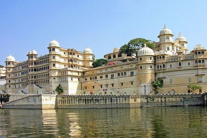 4-Day Cultural Circuit: Mumbai to Udaipur, Jaipur & Delhi with Flights photo 4