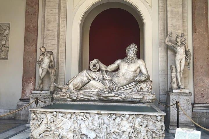 skip-the-line-vatican-museums-and-sistine-chapel-guided-tour photo 4