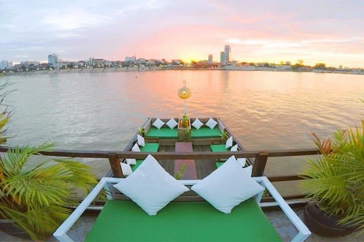 Phnom Penh Sunset Cruise: 2-Hour Private Mekong & Tonle Sap Boat Tour photo 3