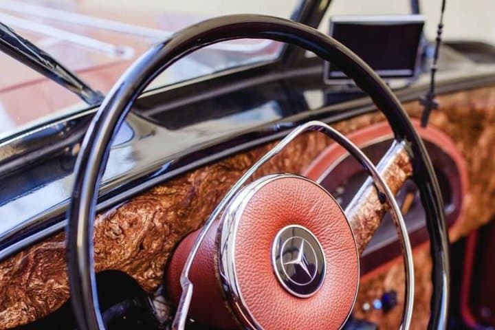 Prague Vintage Mercedes Grand City Tour — Private 2-Hour Cabriolet Experience photo 4