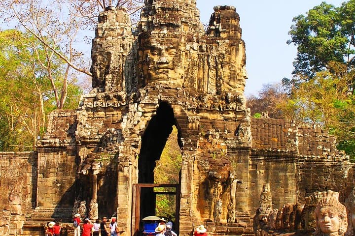 Angkor Wat and Phnom Kulen 2-Day Temples, Waterfall & Tonle Sap Tour photo 3