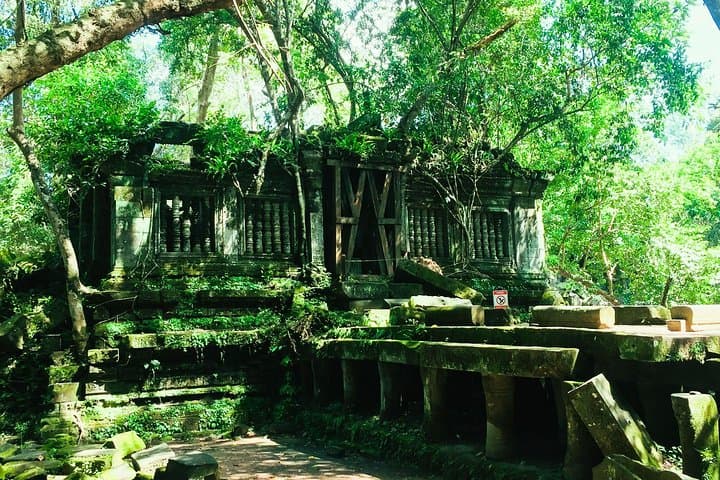 Beng Mealea & Kompong Khleang: One-Day Jungle Temple and Floating Village from Siem Reap photo 3
