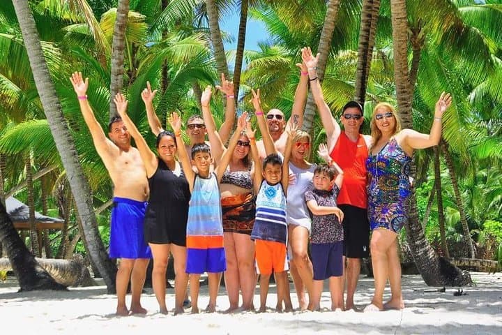 Day Trip to Saona Island: Catamaran, Natural Pool & Lobster Lunch photo 4