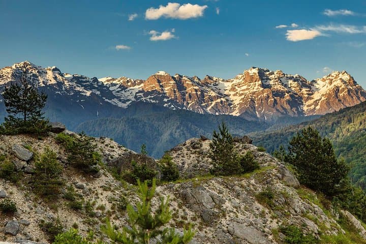 Svaneti High Passes: 12-Day Trek from Etseri to Ushguli