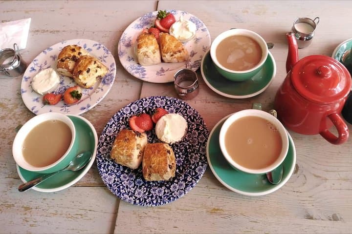 Greenwich Private Food Tour: 3.5-Hour Market & Café Tasting Walk photo 2