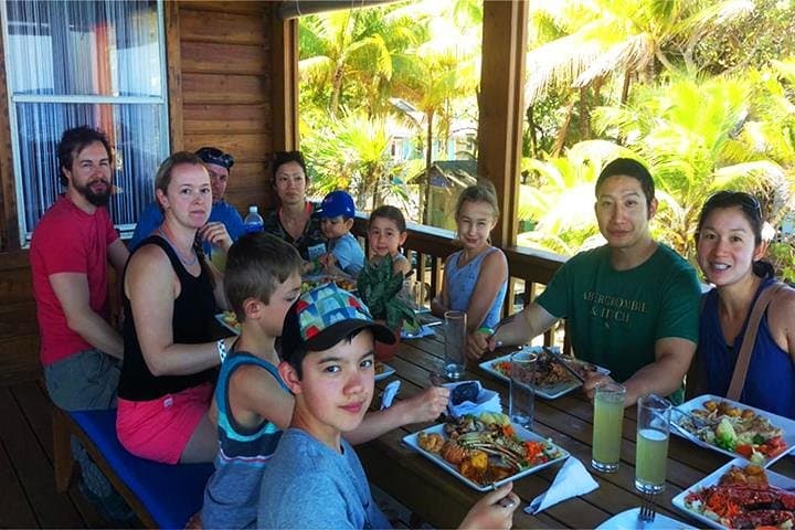 Two-Tank Roatán Shore Dive, Island Lunch & Local Transport photo 3