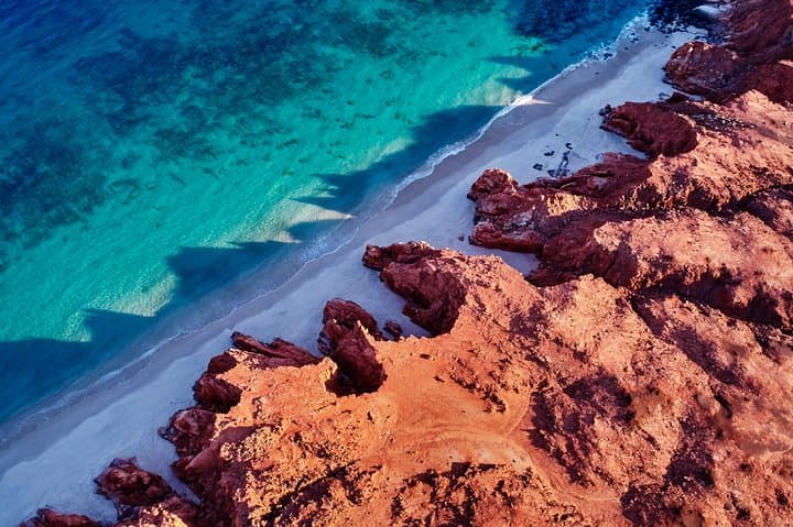 Mitchell Falls Explorer: Broome Wet-Season Flightseeing, Horizontal Waterfalls & Cygnet Bay Pearl Farm photo 2