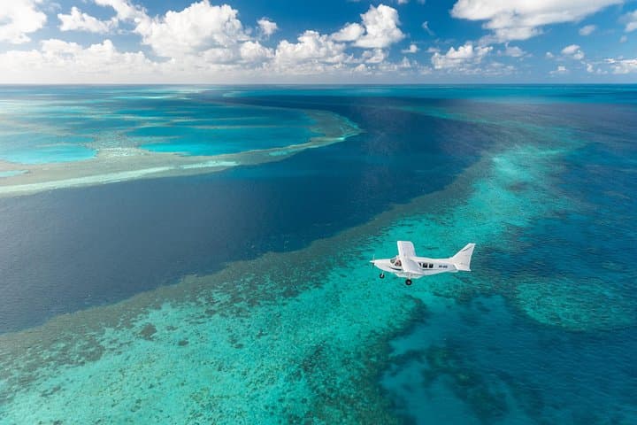 Whitsundays 60-Minute Scenic Flight: Heart Reef, Whitehaven & Hill Inlet photo 6