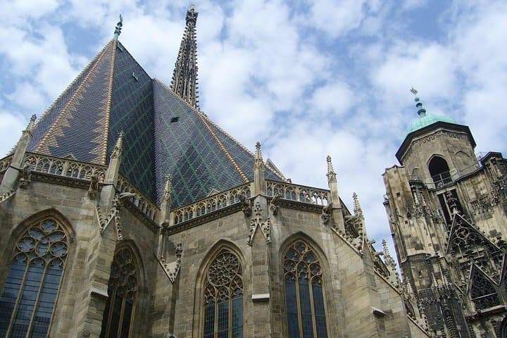 Vienna Private Guided Walking Tour — St Stephen’s, Hofburg & Butterfly House photo 4
