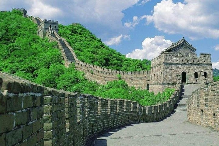 Mutianyu Great Wall Hiking: Quiet Peaks, Far Towers, Real History photo 3