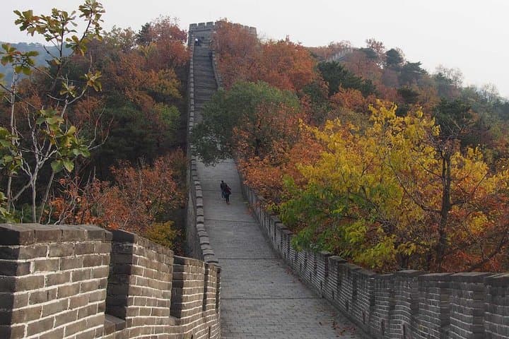 Mutianyu Great Wall Hiking: Quiet Peaks, Far Towers, Real History photo 6