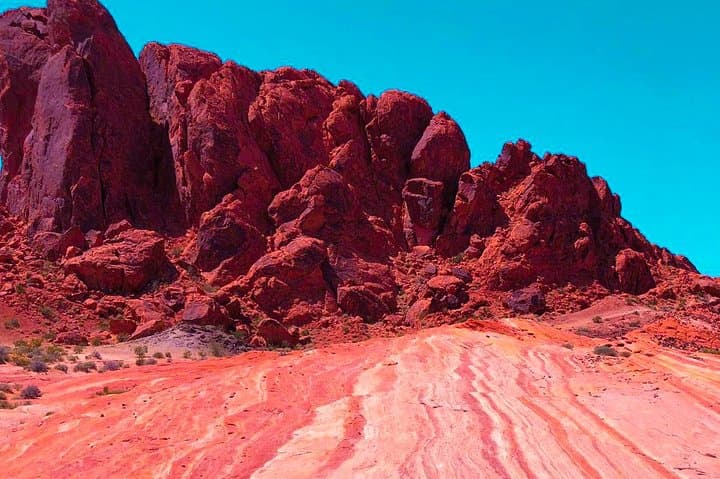 Valley of Fire Day Tour from Las Vegas — Hiking Nevada's Red Rock Labyrinth photo 6