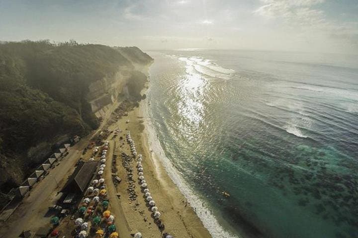 Soaring Above Paradise: Bali's Exhilarating Paragliding Adventure photo 6