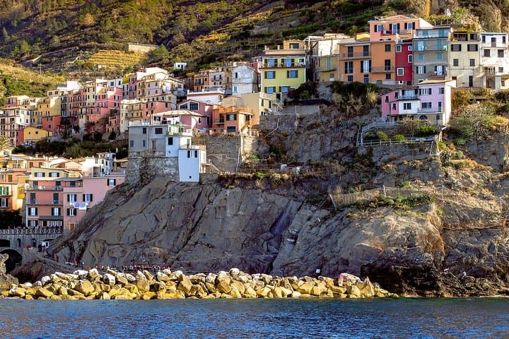 Cinque Terre Shore Excursion from La Spezia: Riomaggiore, Manarola & Vernazza in a Day photo 2