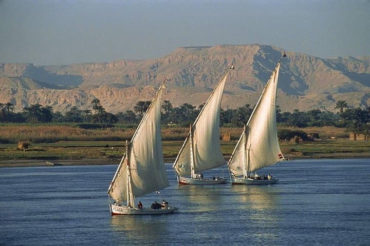 4-Day Nile Cruise from Aswan to Luxor — Temples, Abu Simbel & Valley of the Kings photo 3