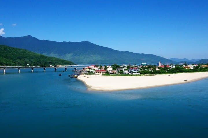 Hai Van Pass Scenic Transfer: Hoi An/Da Nang to Hue via Mountain Road photo 3
