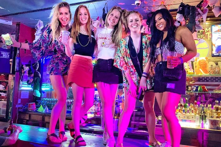 Inside New Orleans VIP Bar and Club Crawl: Your Best Night in the French Quarter photo 2