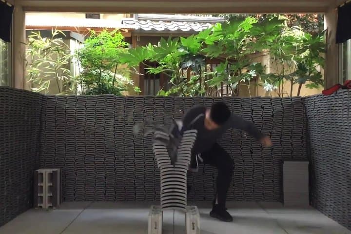 Kawara Smash in Asakusa: Tile-Breaking Experience in Tokyo