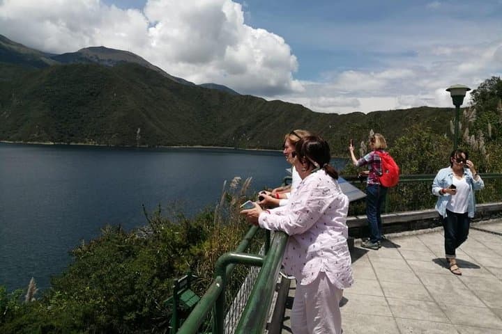 16-Day Ecuador Private Tour: Highlands, Amazon & Pacific Coast Adventure