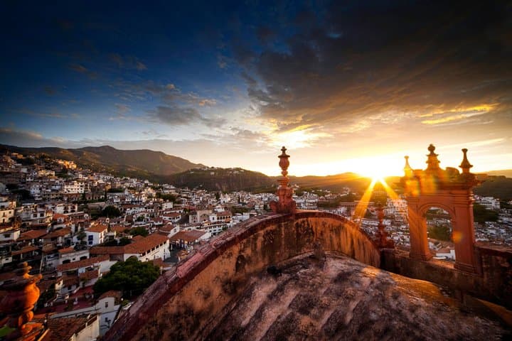 Mexico City to Teotihuacan, Guadalupe & Taxco: 2-Day Cultural and Archaeological Combo