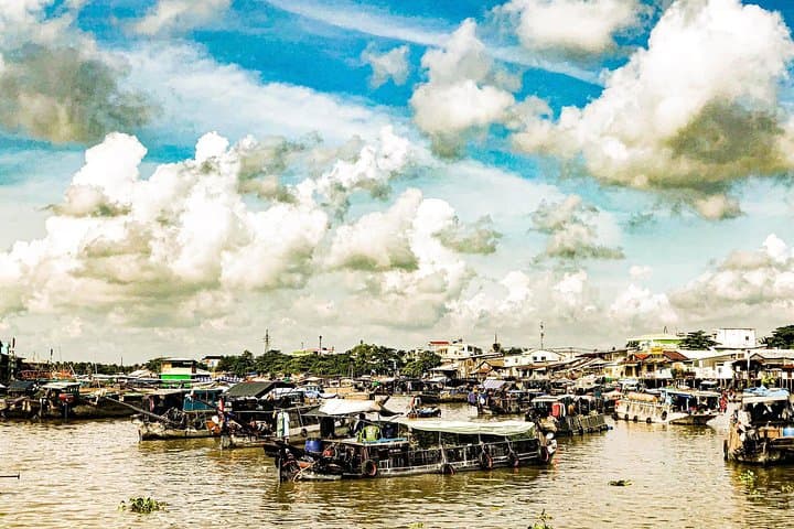 Private Cai Rang Floating Market Day Tour — Mekong Delta Boat & Village Experience photo 3