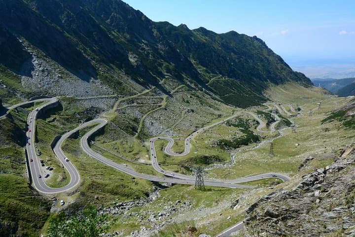 Transfagarasan Road Day Trip to Balea Lake and Balea Waterfall
