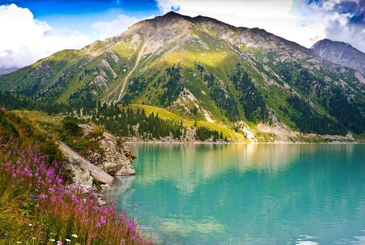 Big Almaty Lake Private Tour: Glacier-Fed Views & Easy Mountain Walks photo 5