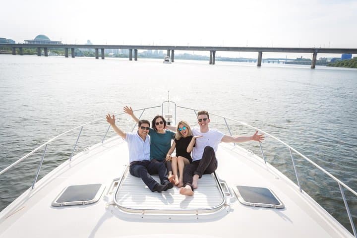 Sunset Power Yacht Tour on the Han River — Private Seoul Marina Experience photo 2