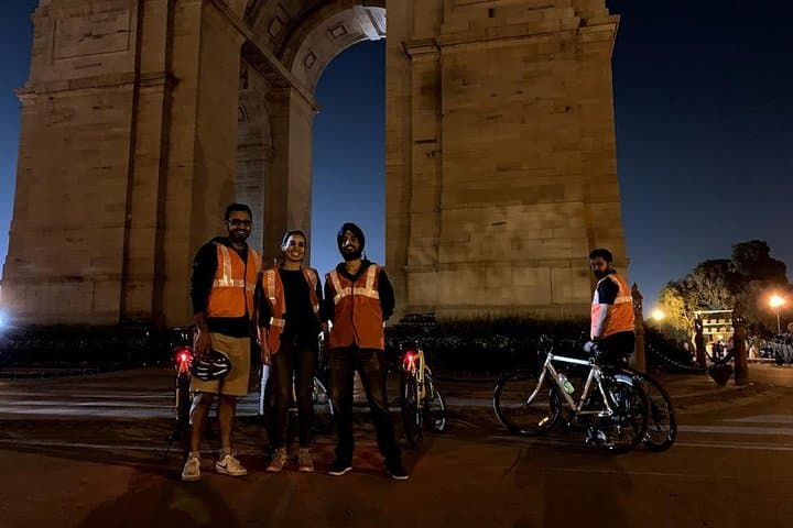 Delhi Starry Night Cycling Tour: Midnight Monuments, Street Food & City Lights photo 3