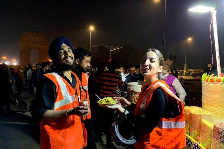 Delhi Starry Night Cycling Tour: Midnight Monuments, Street Food & City Lights photo 4