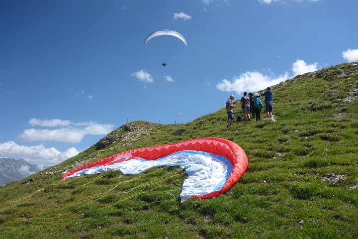 Tandem Paragliding from Gotschna: Glide Above Klosters with a Pro photo 3