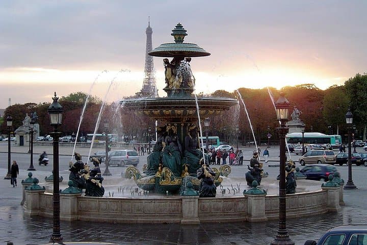 Historic Paris Guided Walking Tour — Sainte-Chapelle to Grand Palais photo 5
