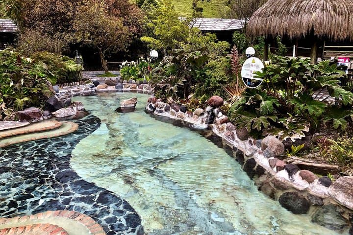 Papallacta Hot Springs and Guango Birding Reserve Private Tour from Quito