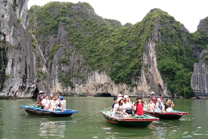 Private Ha Long Bay Day Trip from Hanoi — Cruise, Caves & Kayaking photo 3