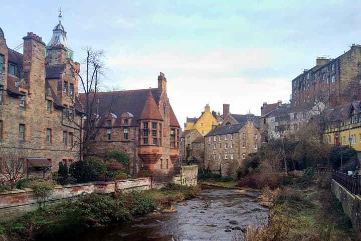 Edinburgh Private Walking Tour with a Local: Custom 2–4 Hour City Experience photo 6