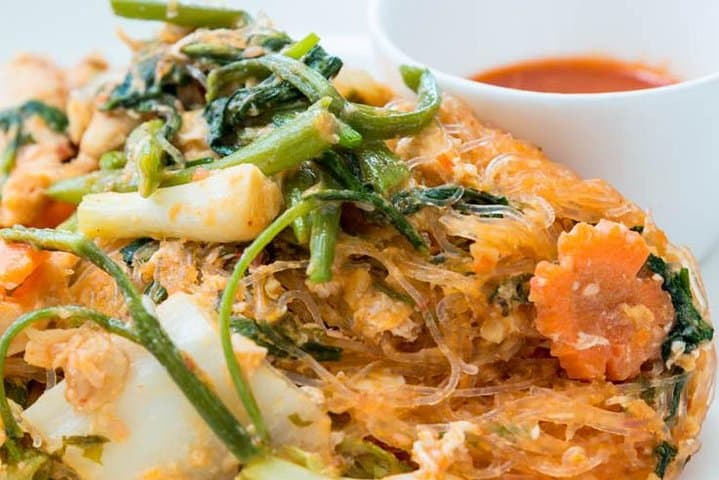 Bangkok Night Bike Food Tour: Michelin Street Food, Red Bridge & Loha Prasat After Dark