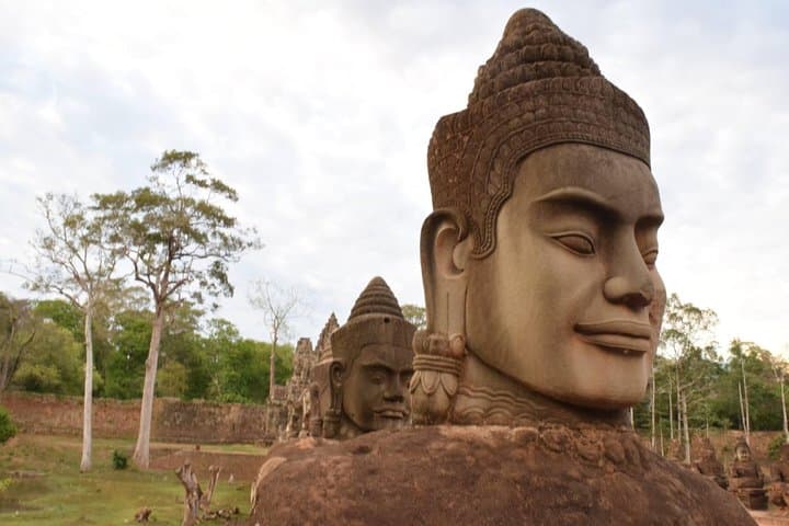 One-Day Angkor Wat to Ta Prohm: Bayon, Baphuon & Temple Circuit photo 3