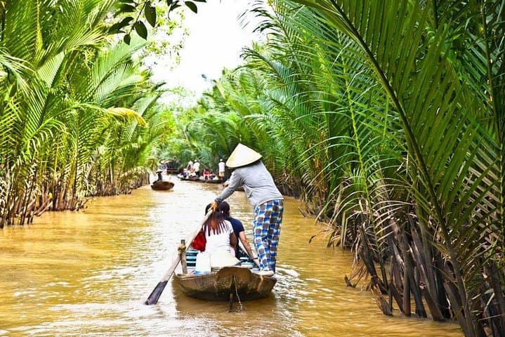 Charming Central & Southern Vietnam: 6-Day Ho Chi Minh to Ba Na Hills Tour photo 5