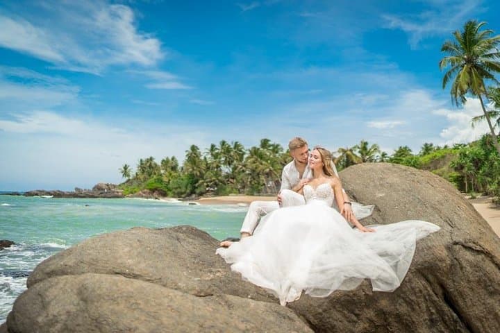 Capture Memories with a Vacation Photographer in Negombo