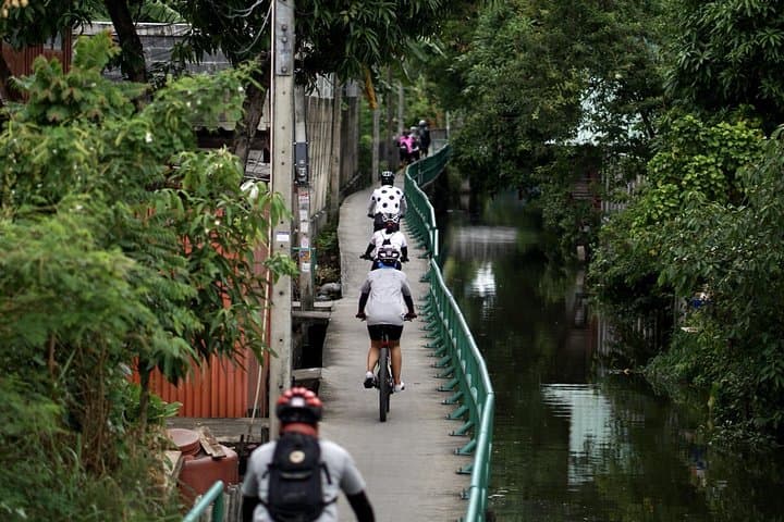 Bang Krachao Bike Tour: Cycle Bangkok's Urban Oasis Mangrove Trails photo 4