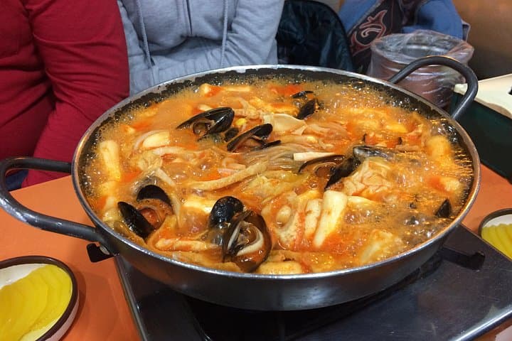 Seoul Night Food Tour: Jongno BBQ, Soju Bombs & Ikseon-dong Eats photo 4