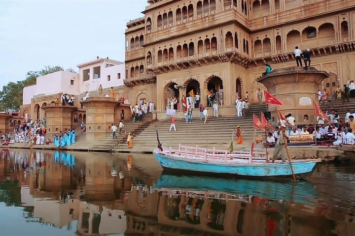 Private Mathura Vrindavan Day Tour from Delhi — Temples, Ghats & Practical Tips photo 3