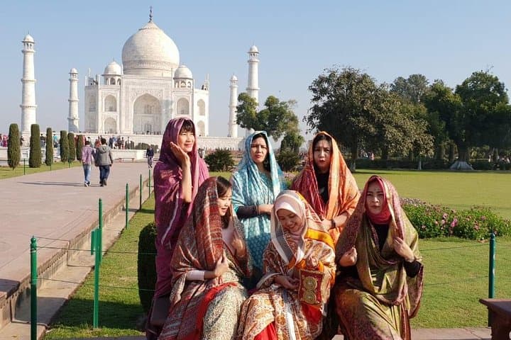 Private Sunrise Taj Mahal Trip by Car from Delhi — Early Morning Agra Visit photo 6