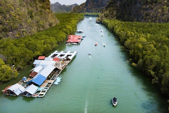 Langkawi Natasha Mangrove Tour: Snorkel, Eagle Watching & Karst Caves