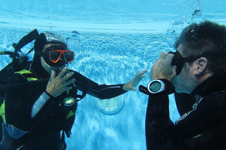 PADI Open Water Diver Course in Madeira | Try Diving at the Royal Savoy photo 4