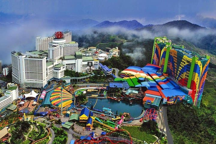 Genting Highlands & Batu Caves Day Trip: Skyway, Temples, Batik & Pewter photo 5