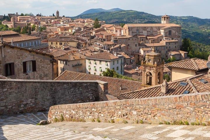 Perugia Private Day Tour with Lunch and Perugina Chocolate House photo 5