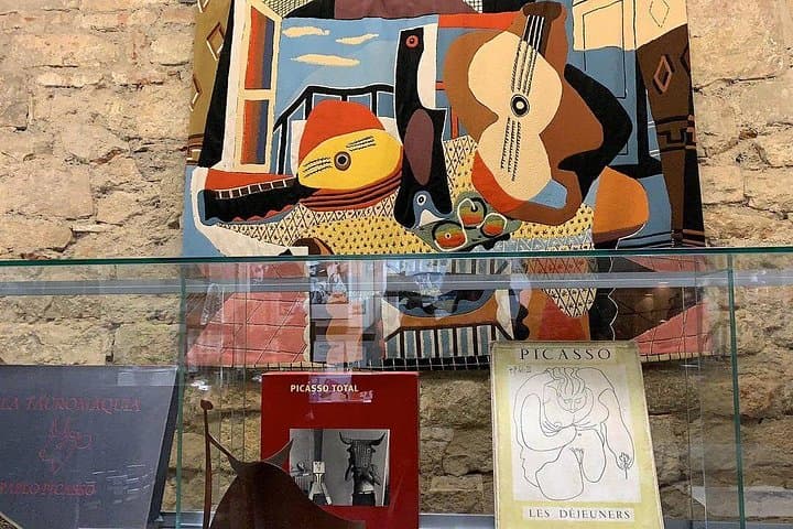 Barcelona Art and Tapas Walking Tour — Picasso Museum & Gothic Quarter Food Crawl photo 4